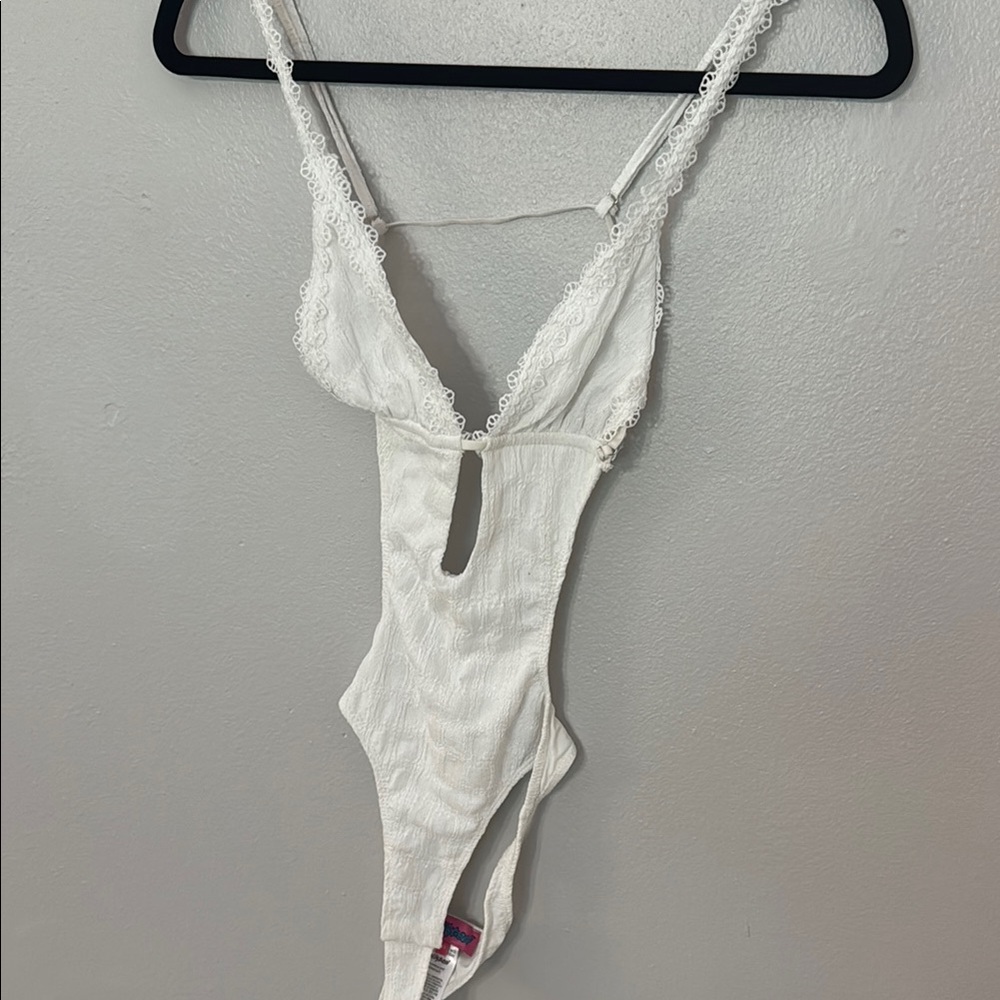 Edikted White Lace Backless Bodysuit with Plunging Neckline